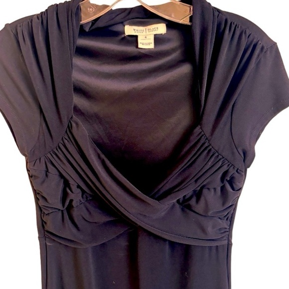 White House Black Market Sz 4 black dress faux wrap bodice cap sleeve lined - Picture 5 of 5